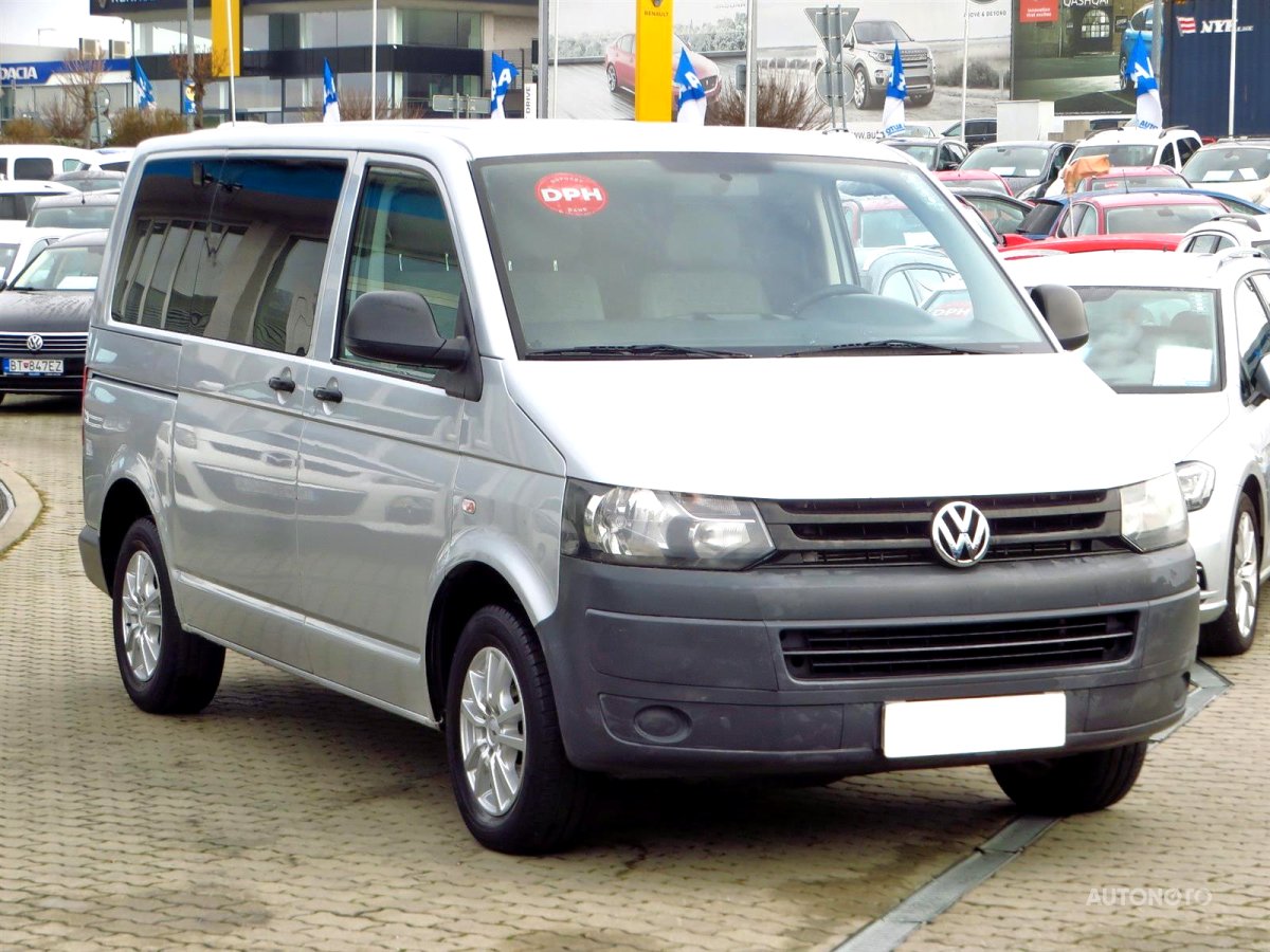 Volkswagen Transporter, 2011 - celkový pohled