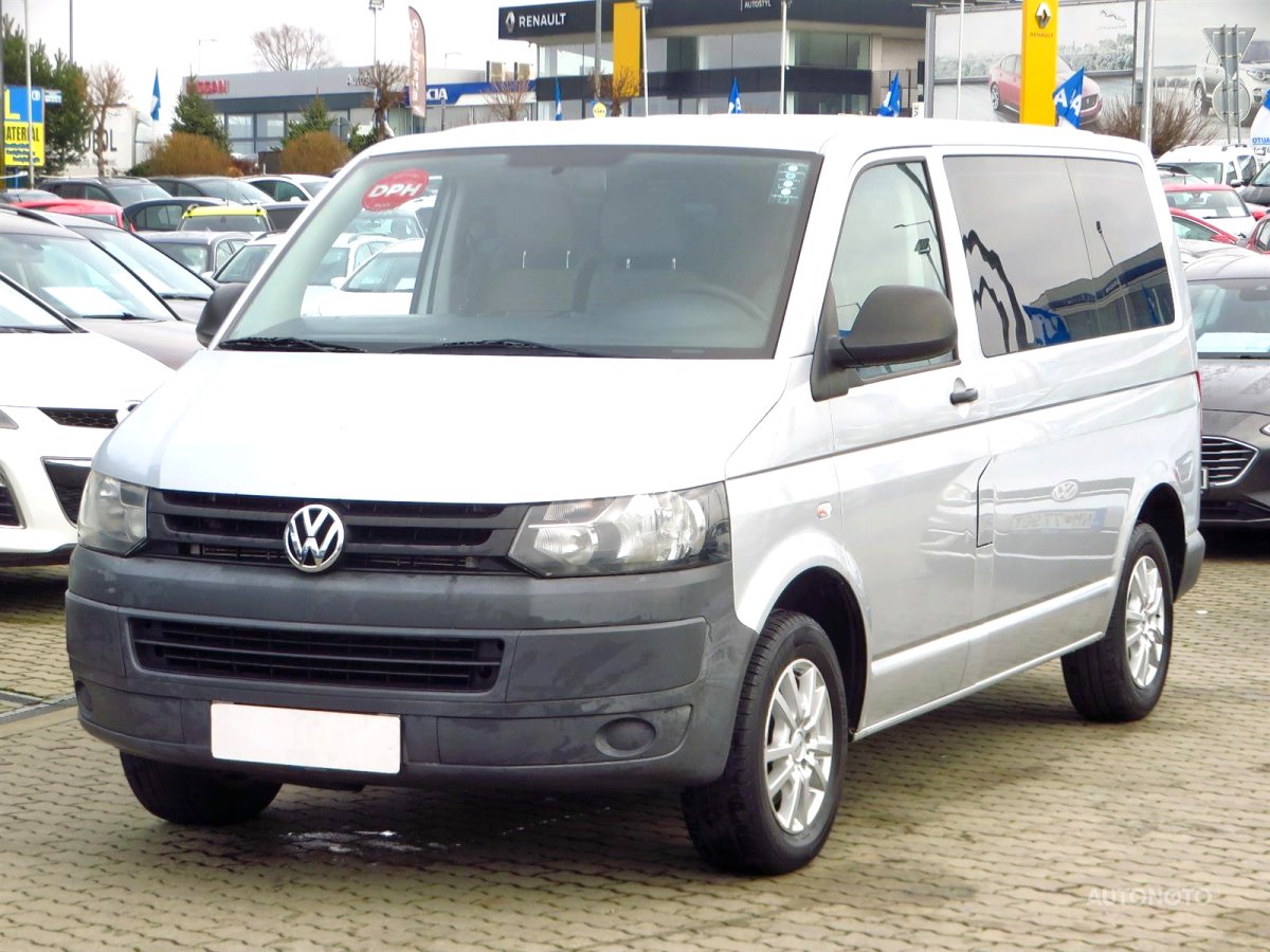 Volkswagen Transporter, 2011 - pohled č. 3