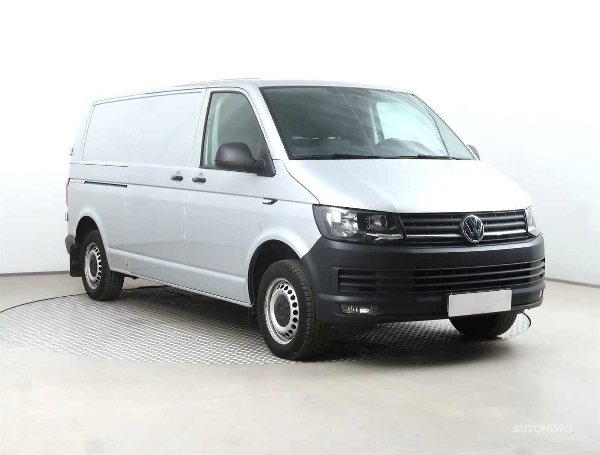 Volkswagen Transporter, 2016 - celkový pohled