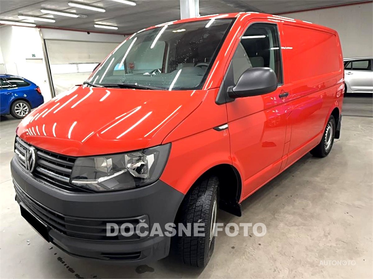 Volkswagen Transporter, 2016 - celkový pohled