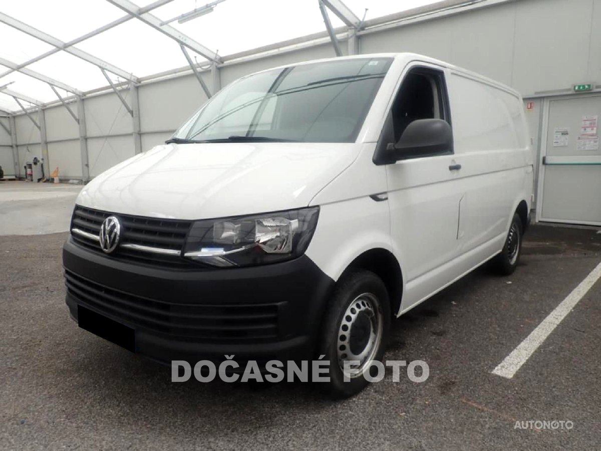 Volkswagen Transporter, 2016 - celkový pohled
