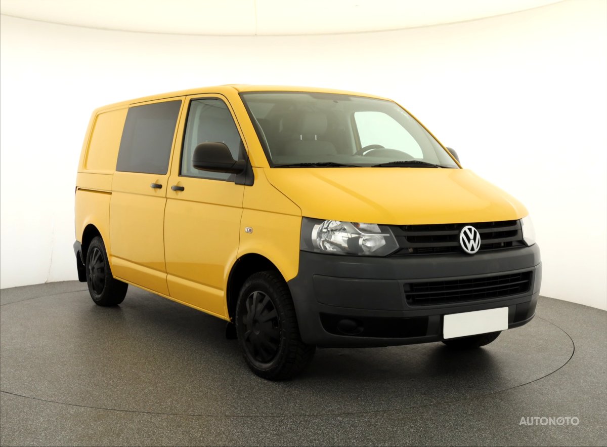 Volkswagen Transporter, 2011 - celkový pohled