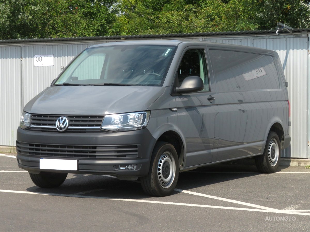 Volkswagen Transporter, 2019 - pohled č. 3
