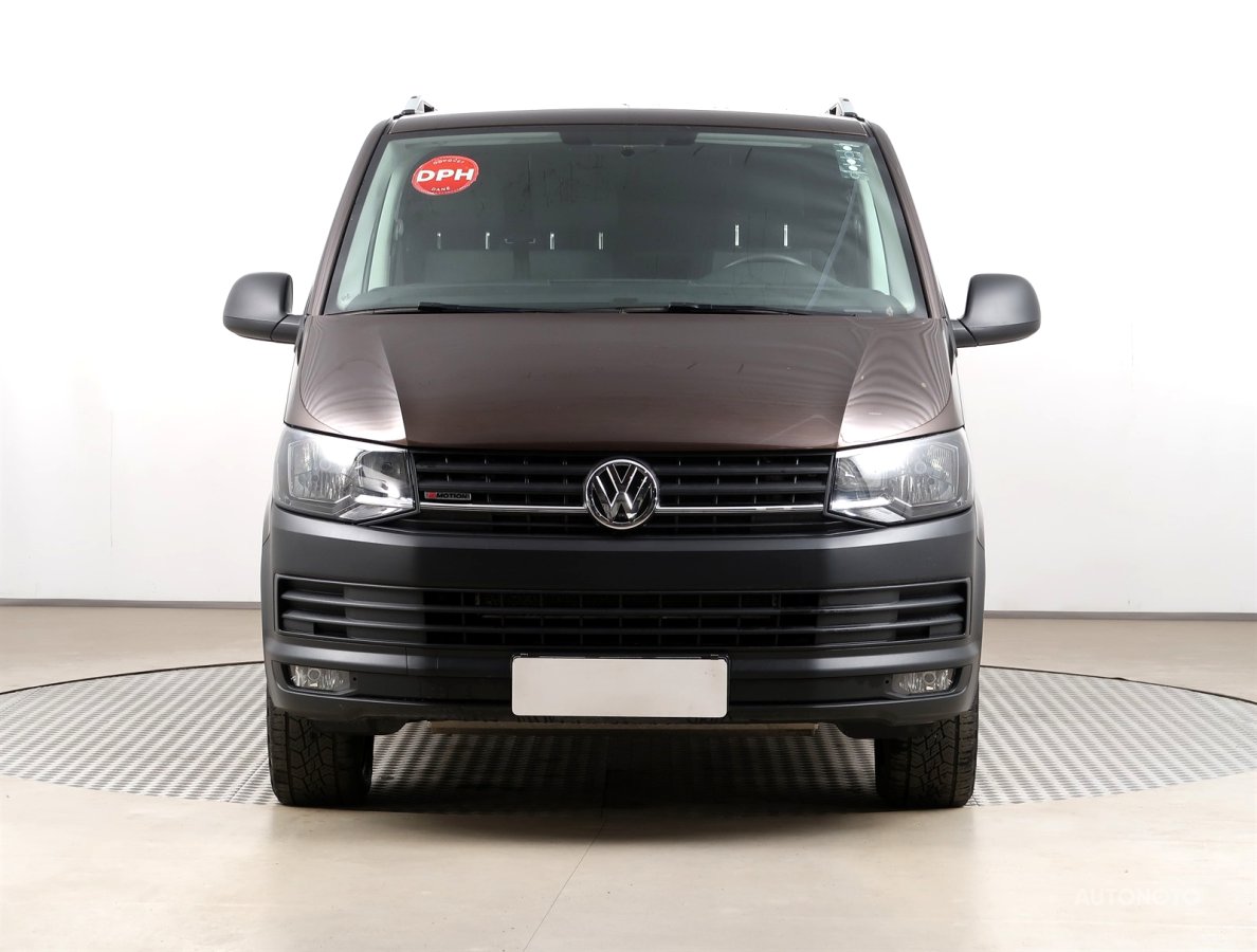 Volkswagen Transporter, 2018 - pohled č. 2
