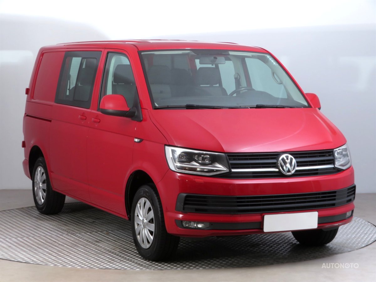 Volkswagen Transporter, 2015 - celkový pohled