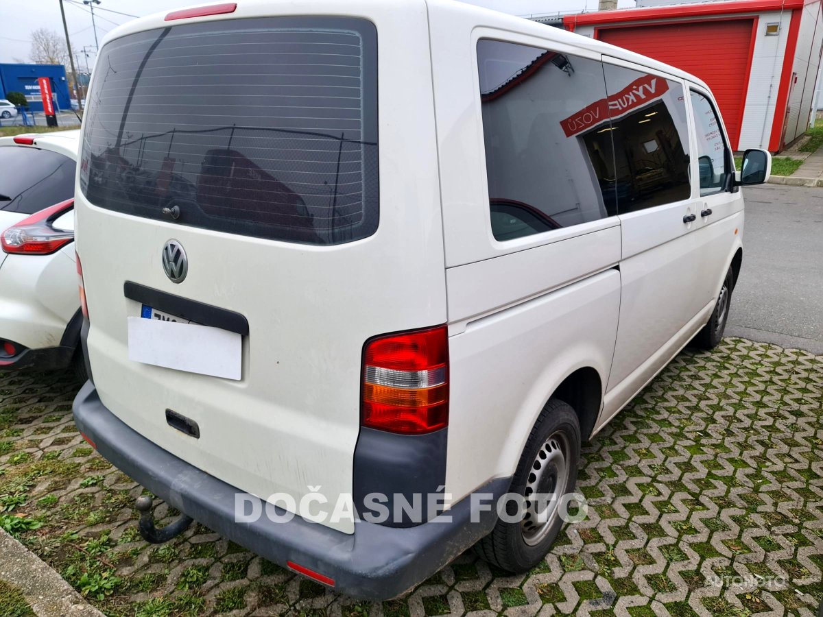 Volkswagen Transporter, 2008 - pohled č. 2