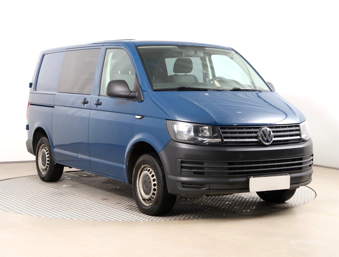 Volkswagen Transporter, 2015 - celkový pohled