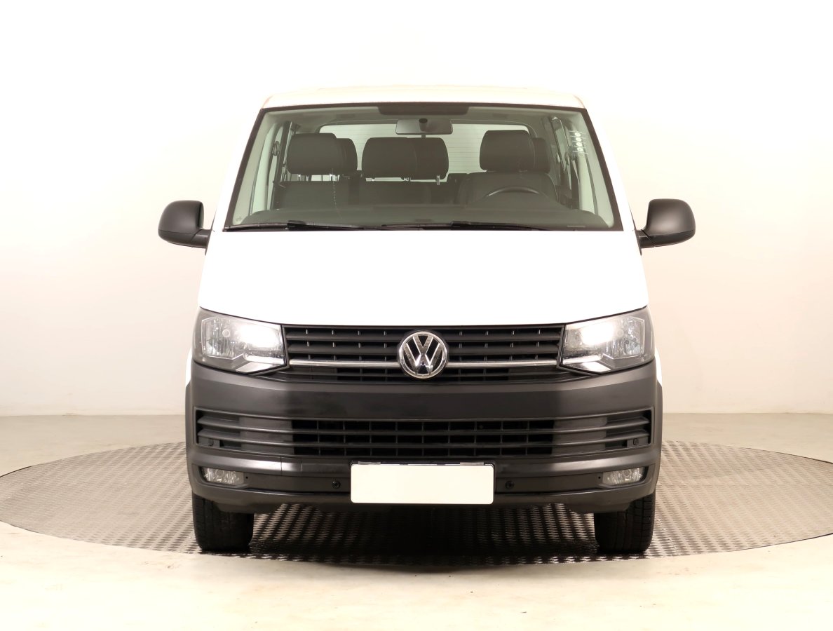 Volkswagen Transporter, 2018 - pohled č. 2