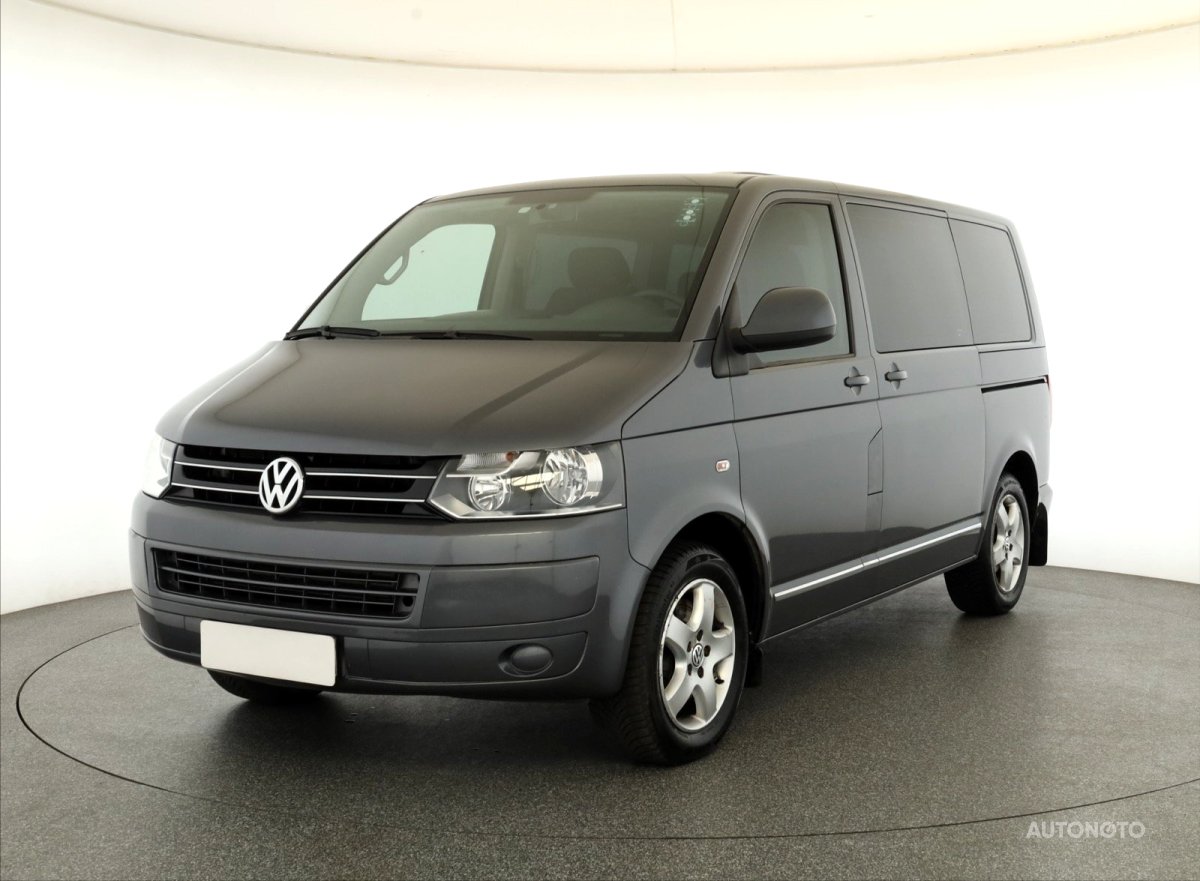 Volkswagen Transporter, 2011 - pohled č. 3