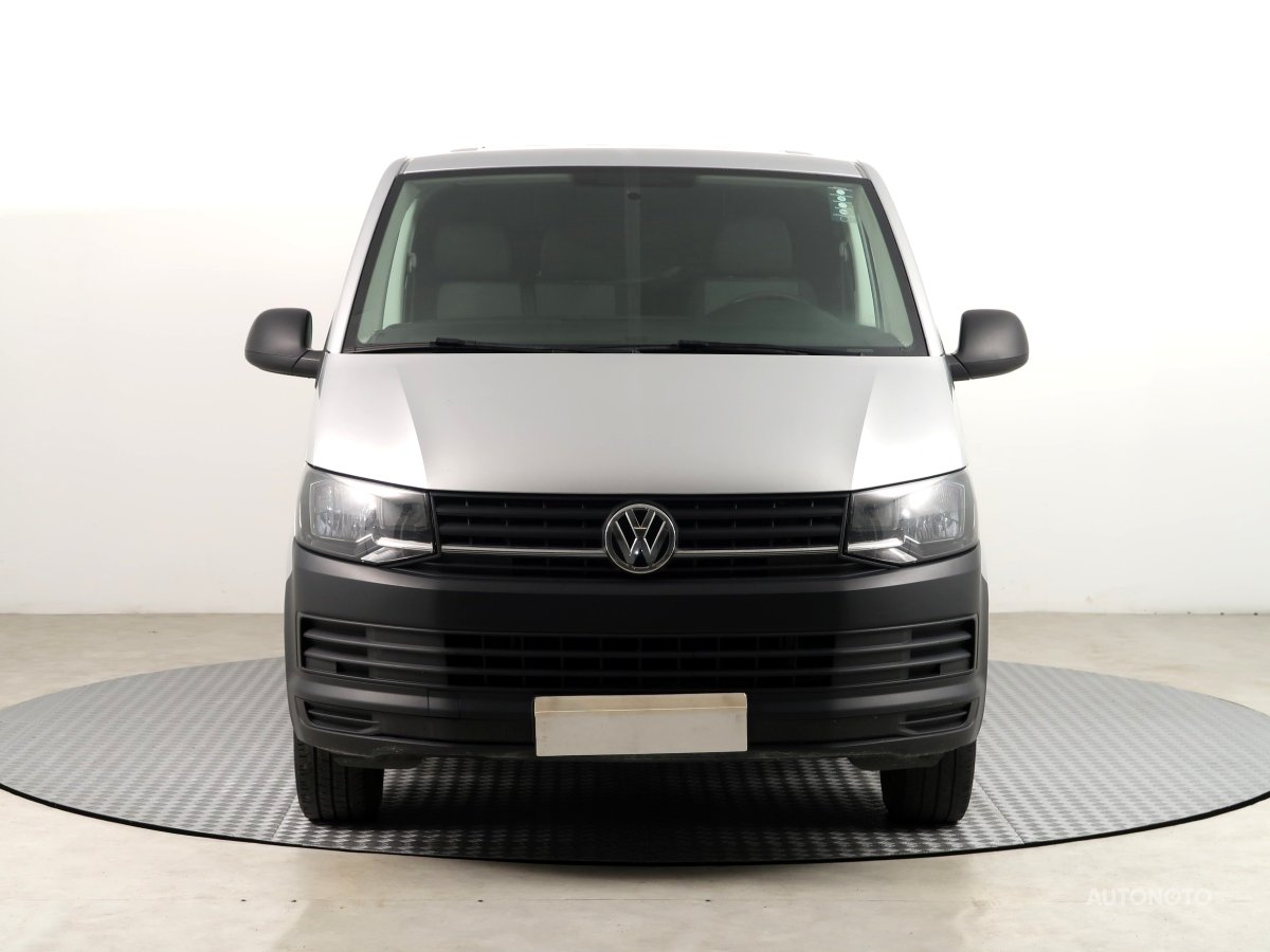 Volkswagen Transporter, 2019 - pohled č. 2