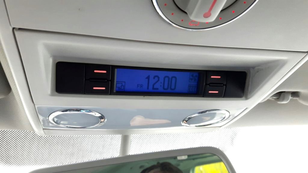 Volkswagen Transporter, 2005 - pohled č. 13