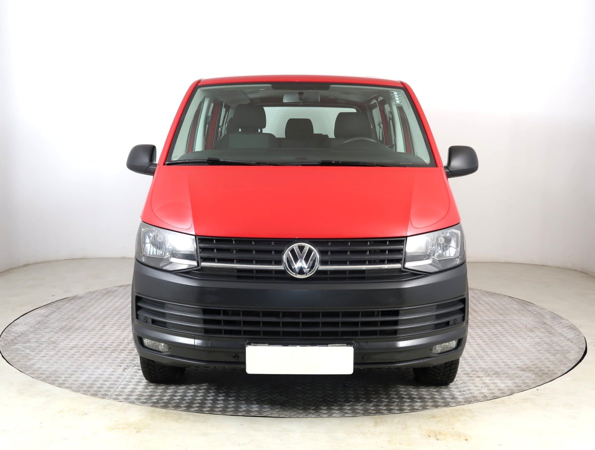 Volkswagen Transporter, 2018 - pohled č. 2