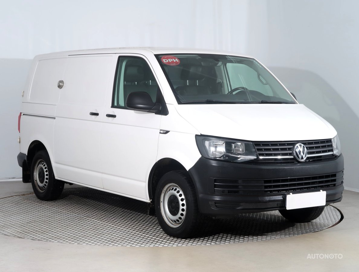 Volkswagen Transporter, 2017 - celkový pohled