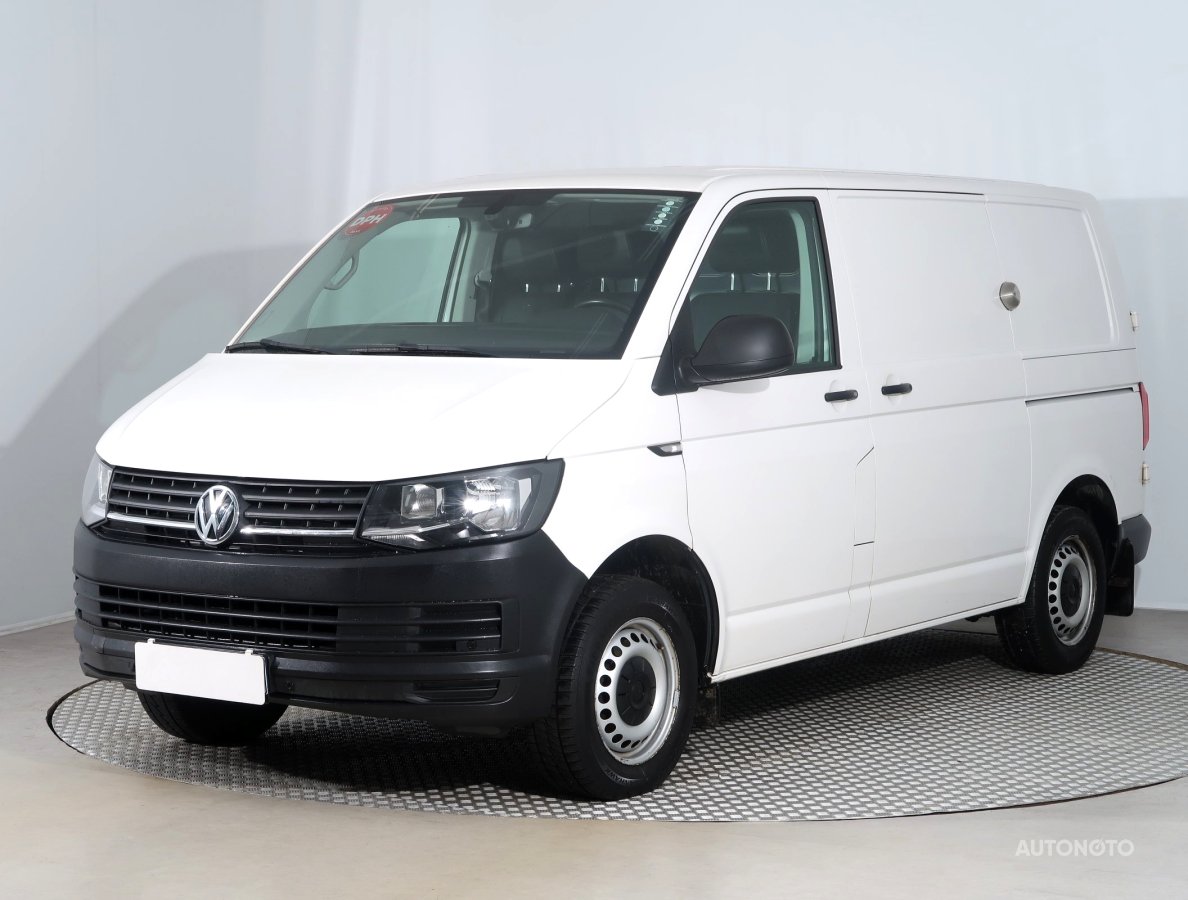 Volkswagen Transporter, 2017 - pohled č. 3