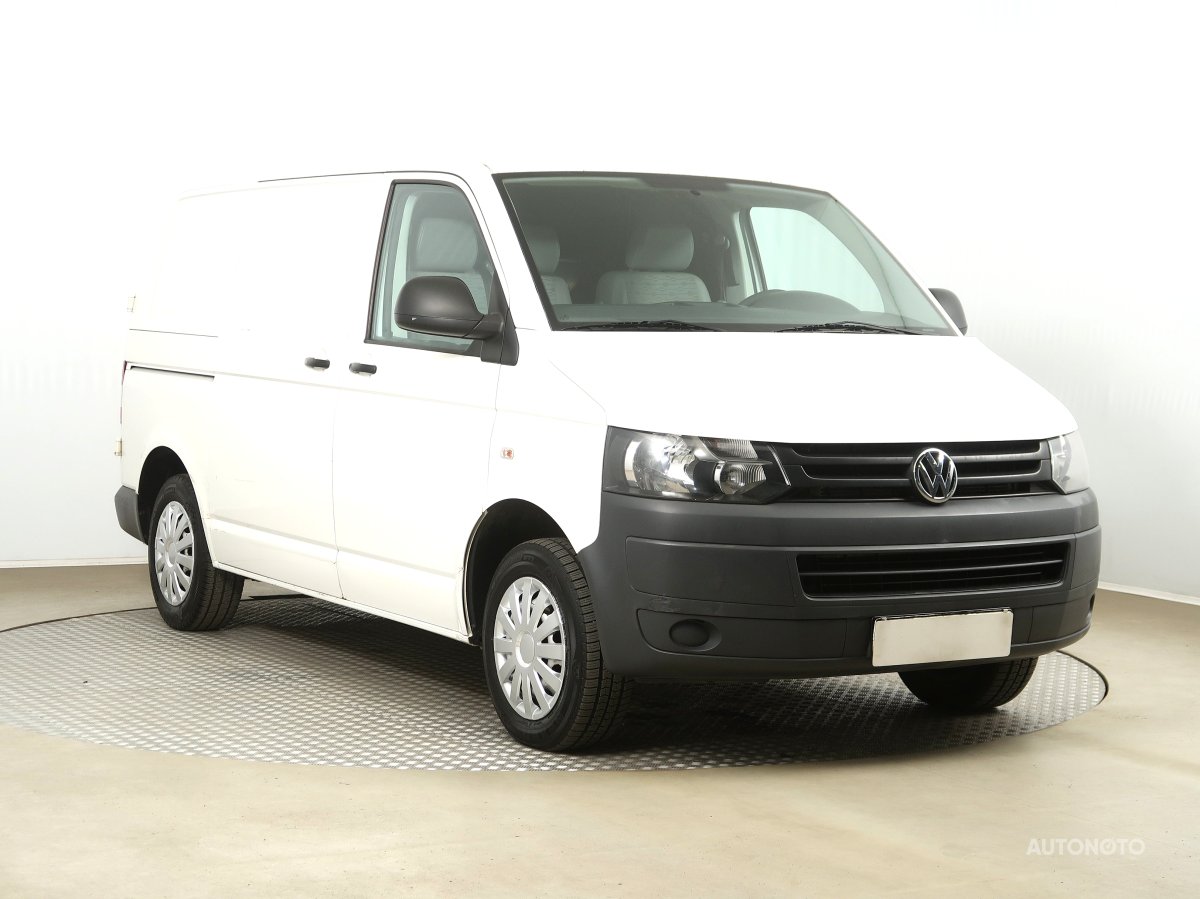 Volkswagen Transporter, 2012 - celkový pohled