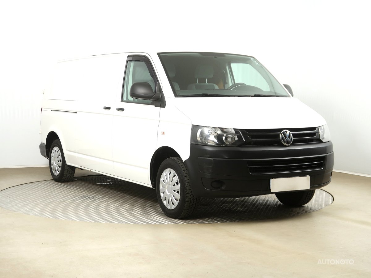 Volkswagen Transporter, 2015 - celkový pohled