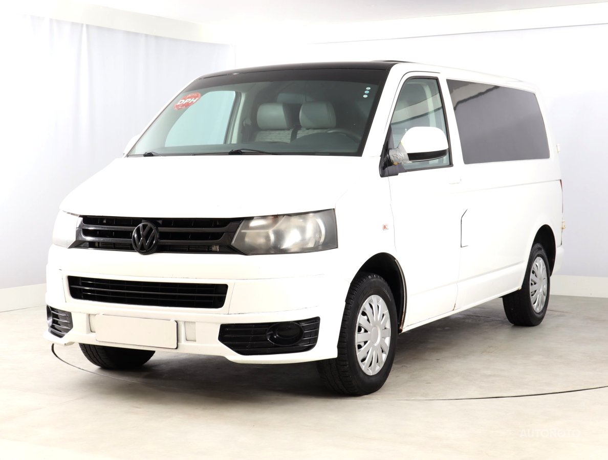 Volkswagen Transporter, 2010 - pohled č. 3