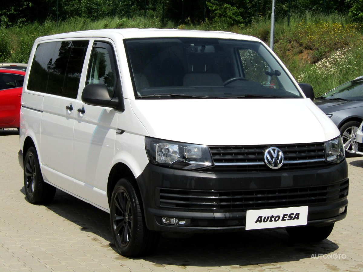 Volkswagen Transporter, 2015 - celkový pohled