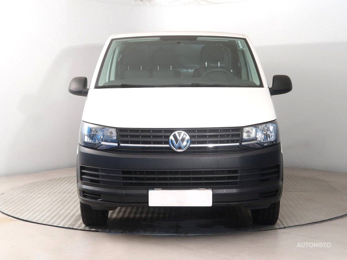 Volkswagen Transporter, 2018 - pohled č. 2