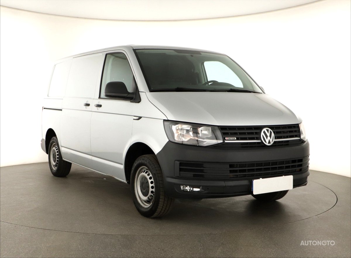 Volkswagen Transporter, 2018 - celkový pohled