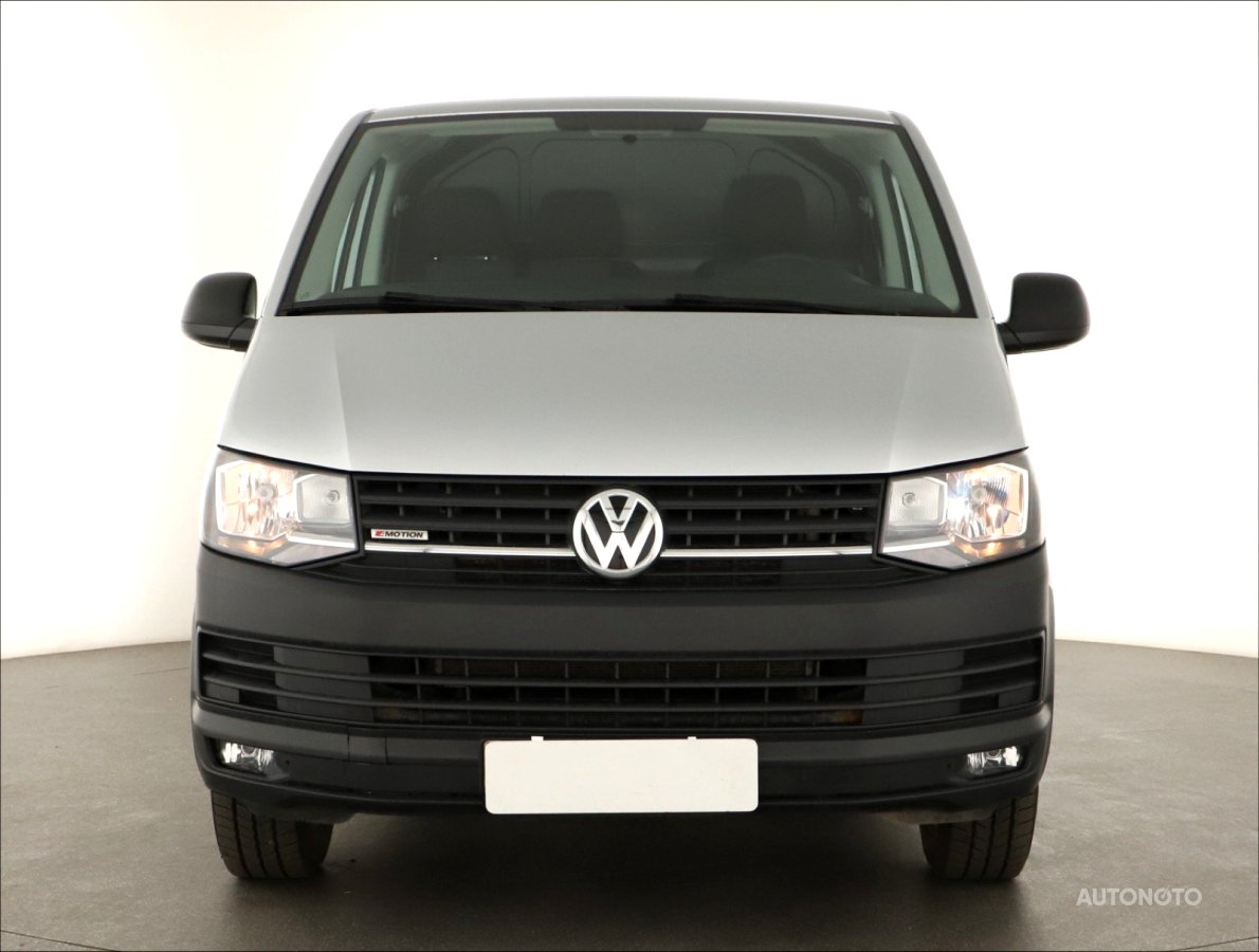 Volkswagen Transporter, 2018 - pohled č. 2