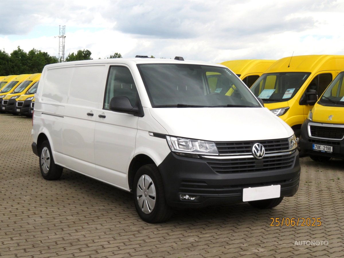 Volkswagen Transporter, 2021 - celkový pohled
