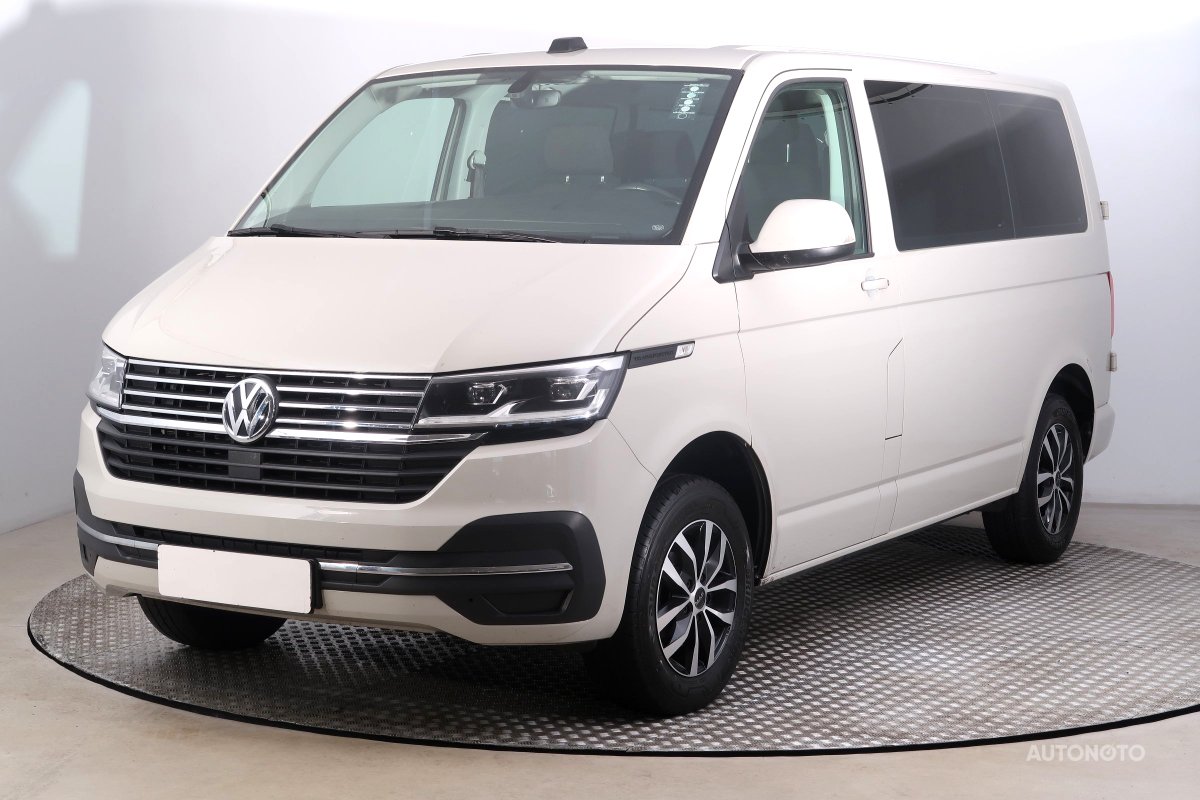 Volkswagen Transporter, 2022 - pohled č. 3