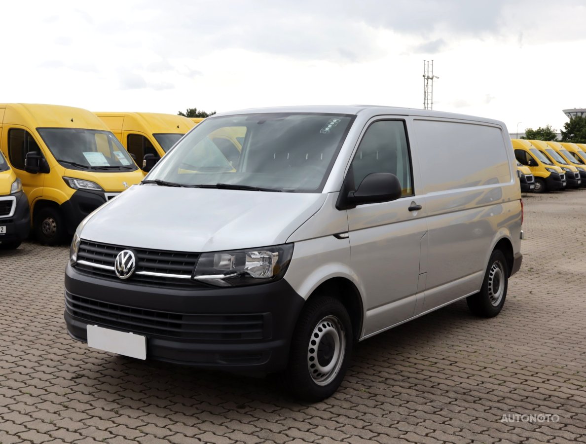 Volkswagen Transporter, 2020 - pohled č. 3