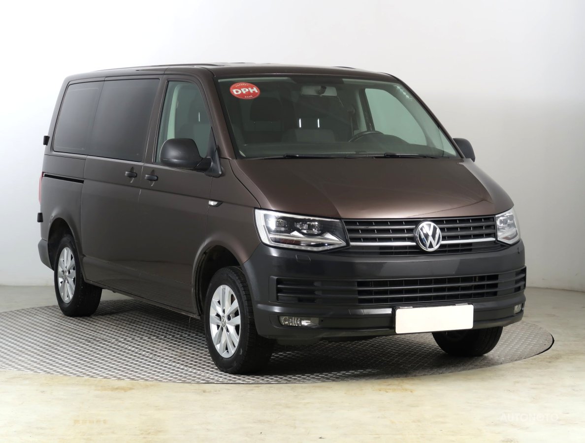 Volkswagen Transporter, 2018 - celkový pohled