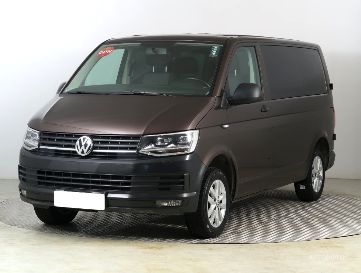 Volkswagen Transporter, 2018 - pohled č. 3