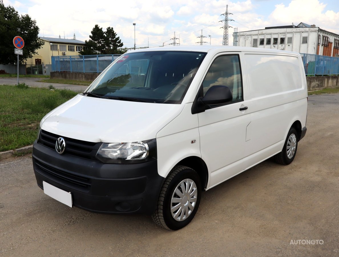 Volkswagen Transporter, 2013 - pohled č. 3