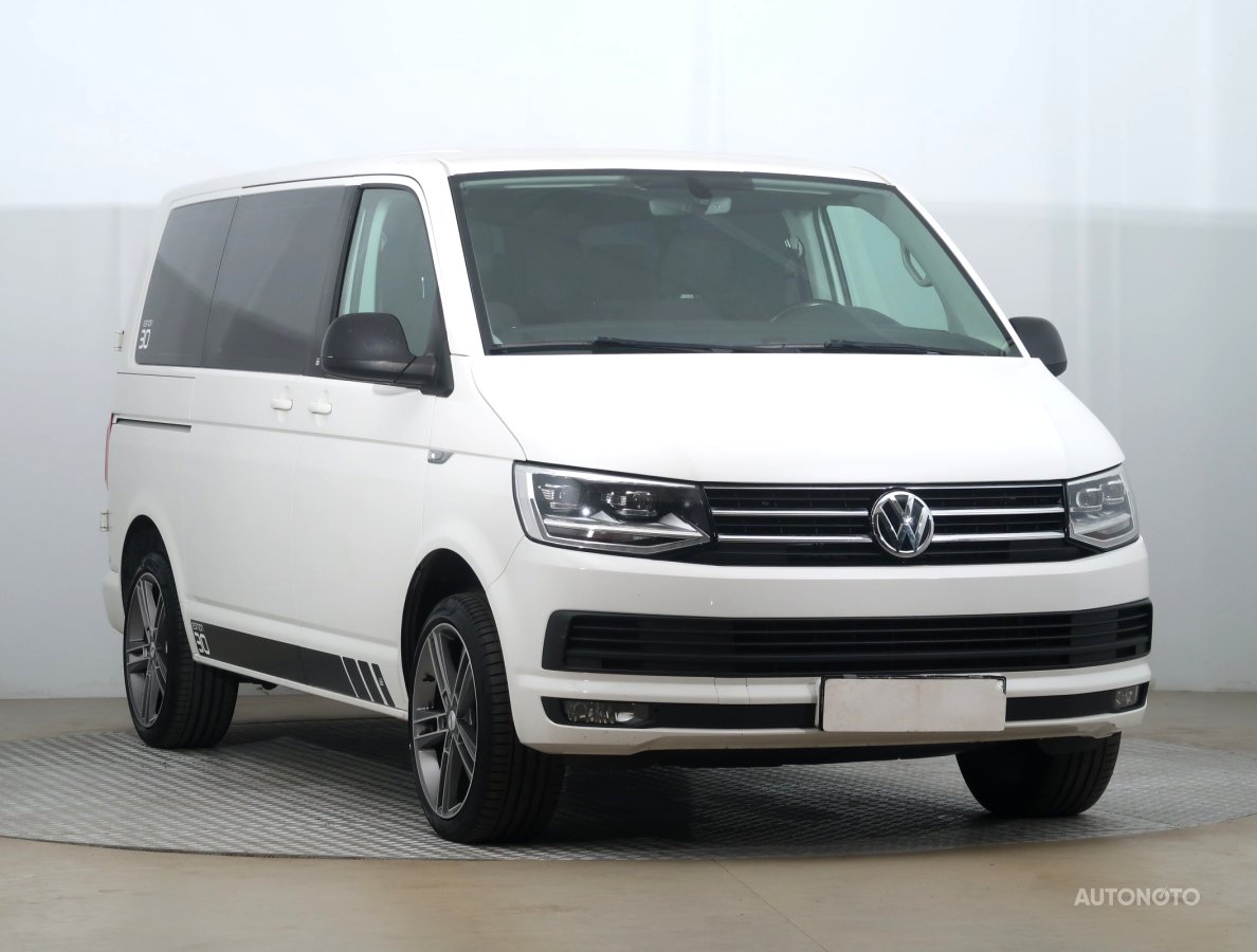 Volkswagen Transporter, 2016 - celkový pohled