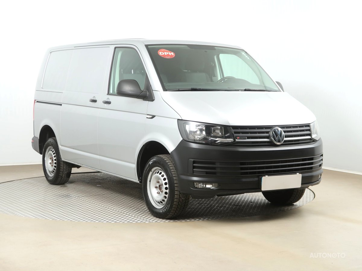 Volkswagen Transporter, 2017 - celkový pohled