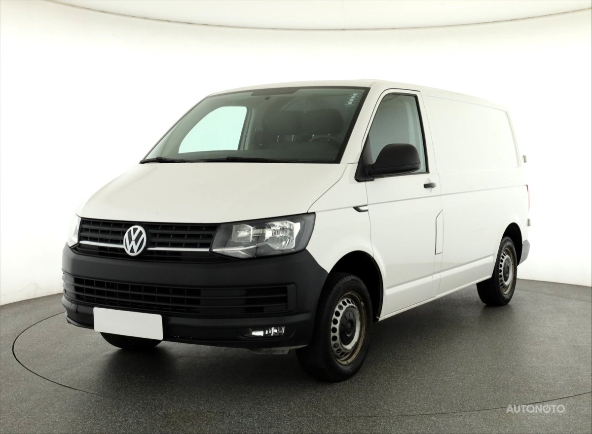 Volkswagen Transporter, 2018 - pohled č. 3