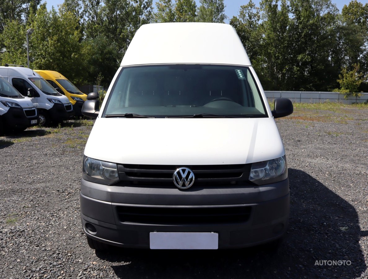 Volkswagen Transporter, 2012 - pohled č. 2
