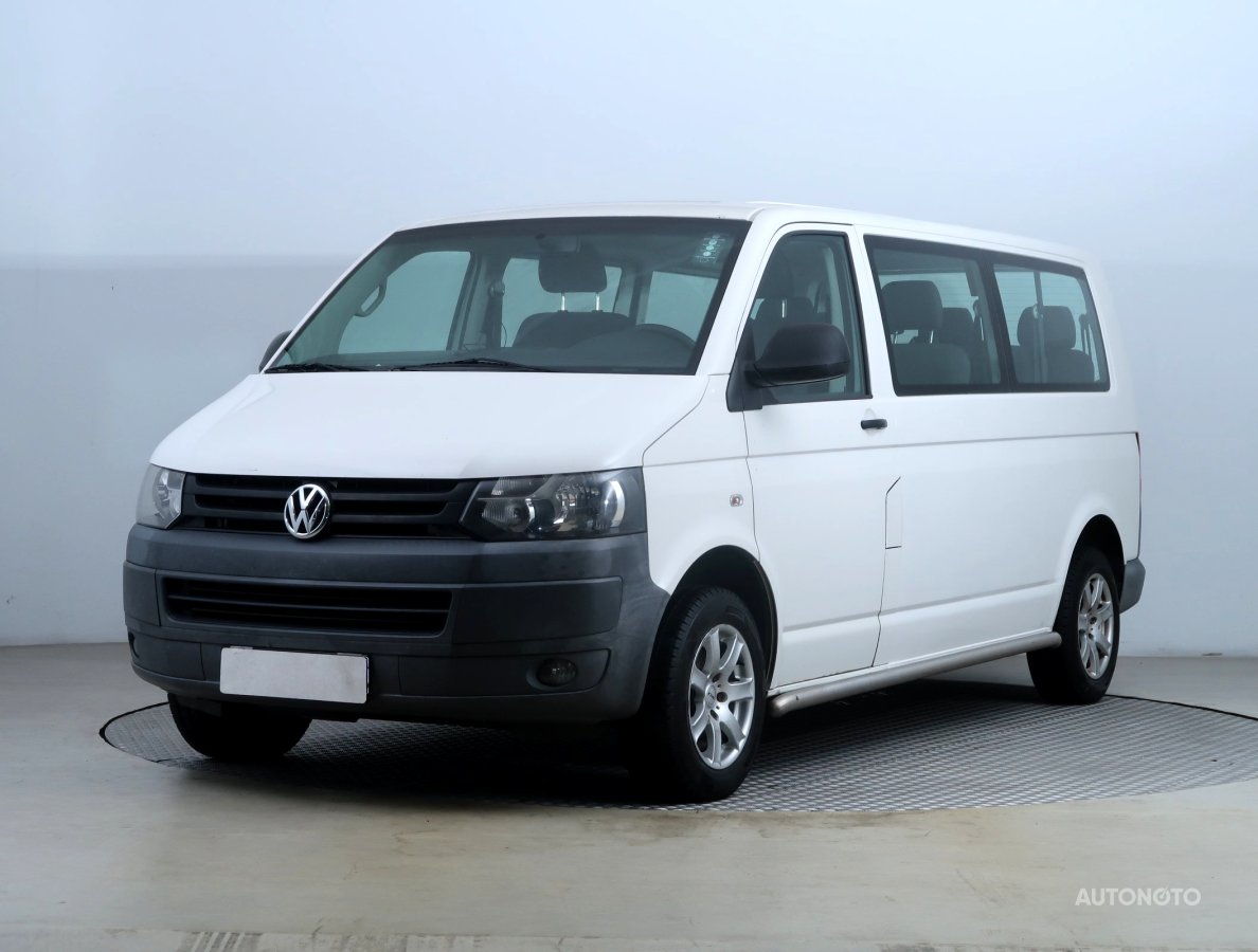 Volkswagen Transporter, 2012 - pohled č. 3