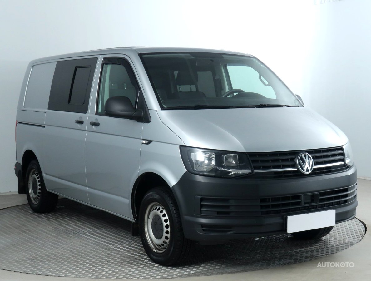 Volkswagen Transporter, 2017 - celkový pohled