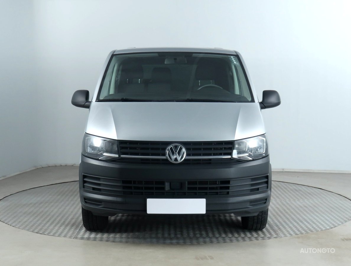 Volkswagen Transporter, 2017 - pohled č. 2