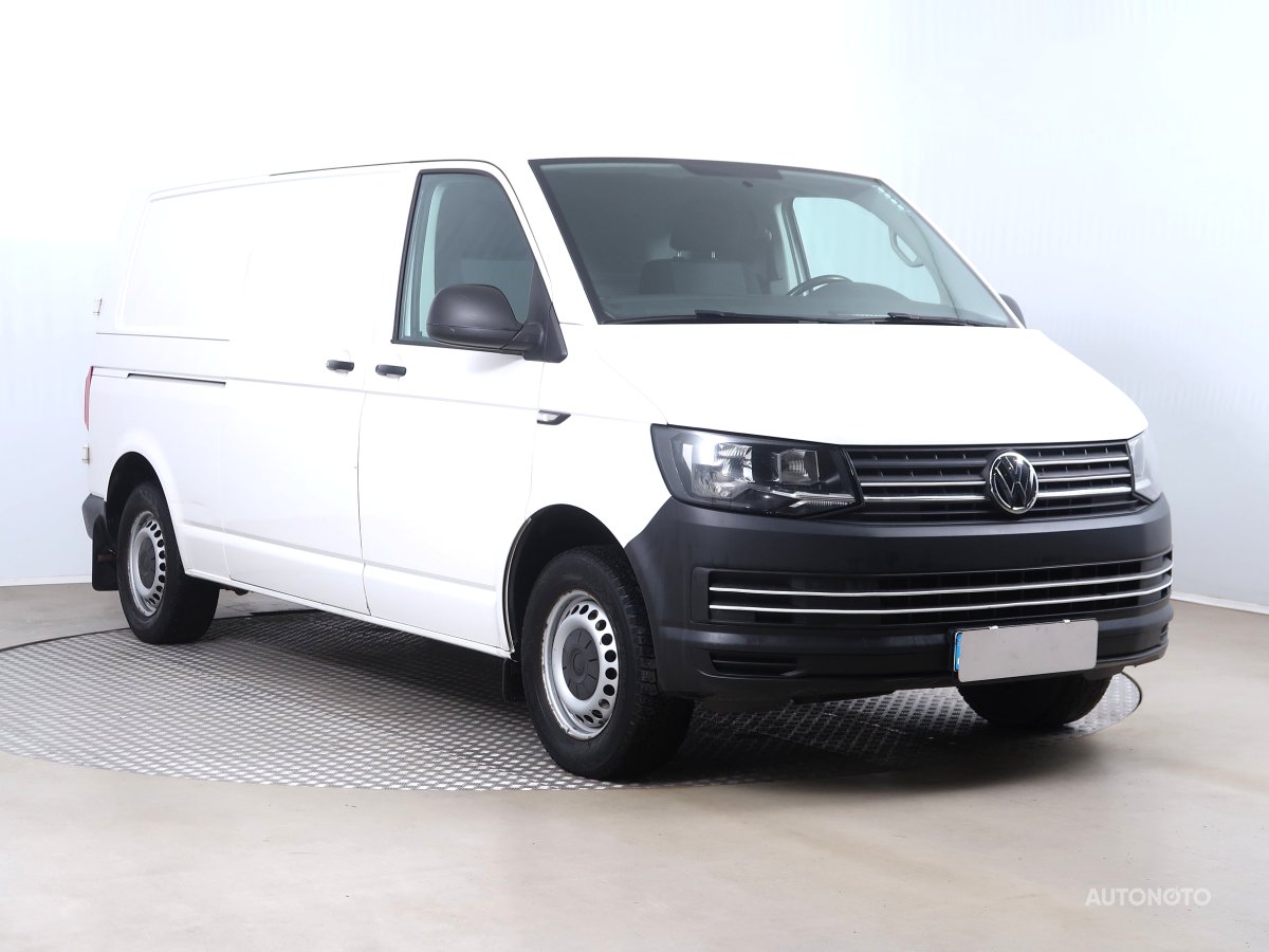 Volkswagen Transporter, 2016 - celkový pohled