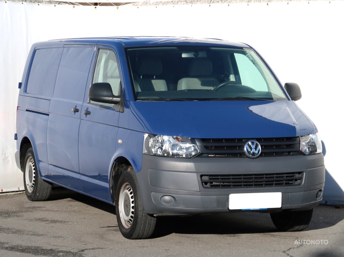 Volkswagen Transporter, 2012 - celkový pohled