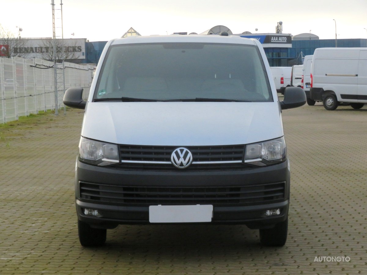 Volkswagen Transporter, 2019 - pohled č. 2