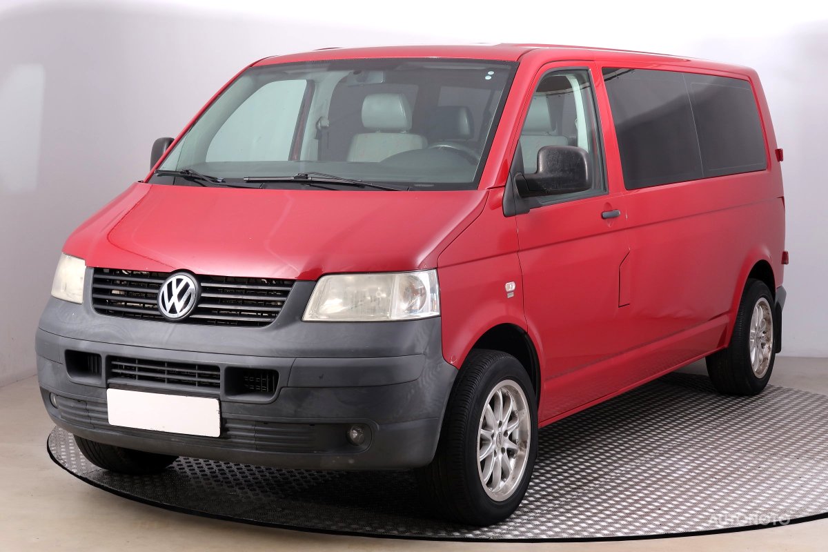 Volkswagen Transporter, 2009 - pohled č. 3