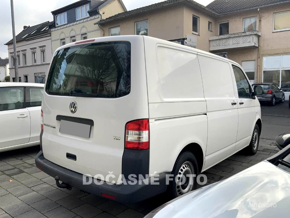 Volkswagen Transporter, 2012 - pohled č. 3
