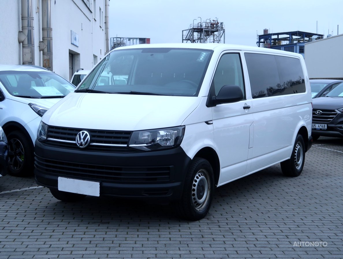 Volkswagen Transporter, 2018 - pohled č. 3
