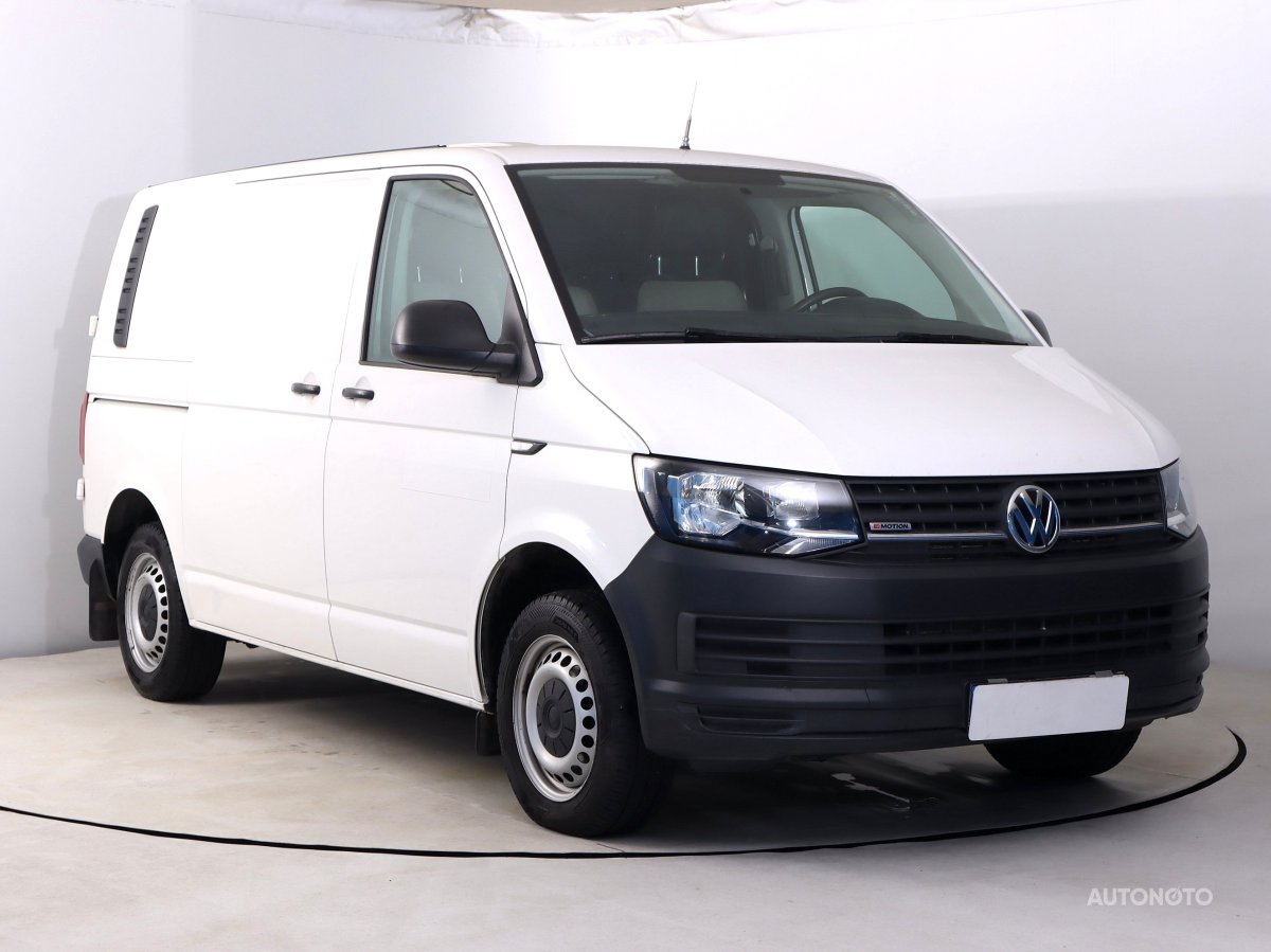 Volkswagen Transporter, 2018 - celkový pohled