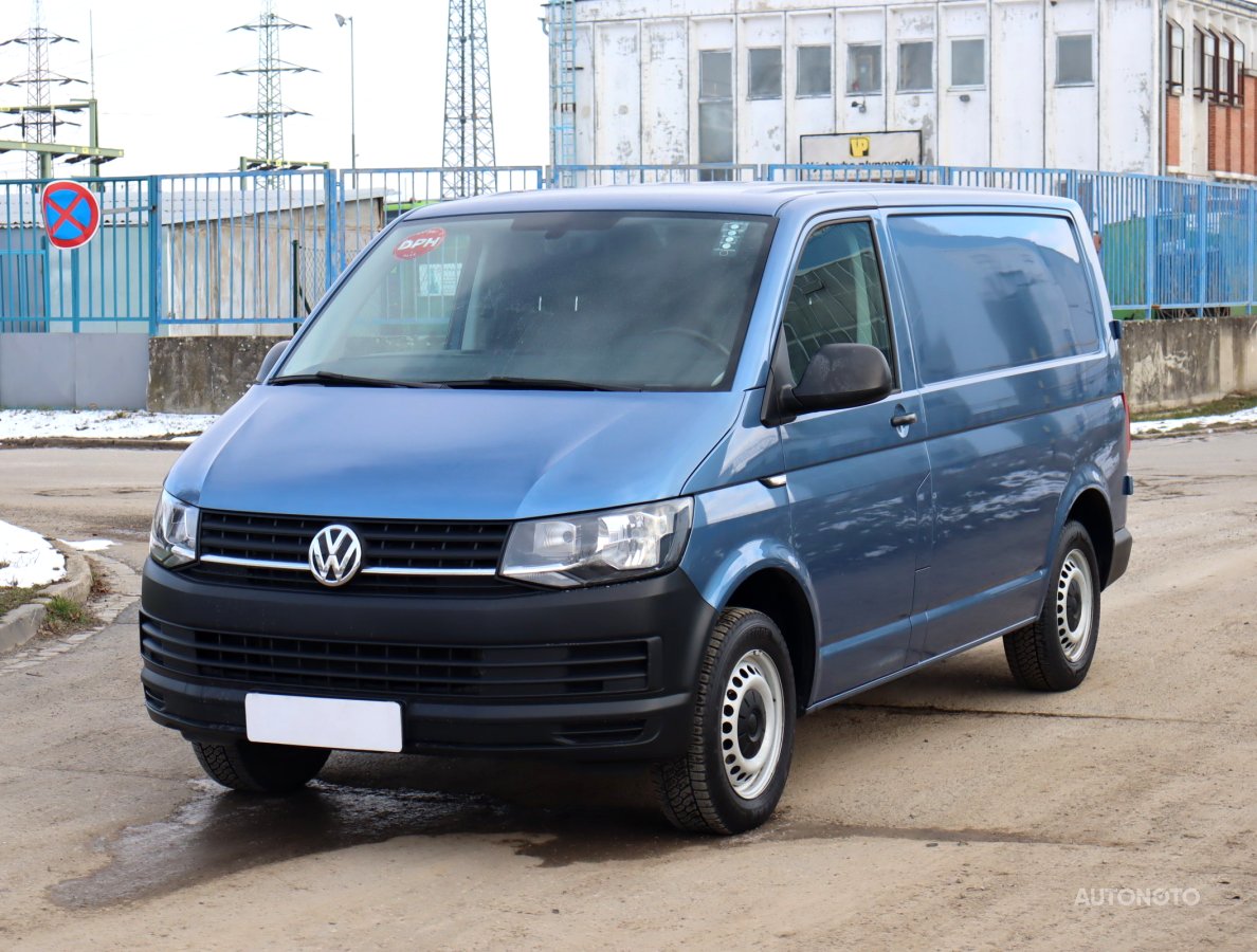 Volkswagen Transporter, 2019 - pohled č. 3