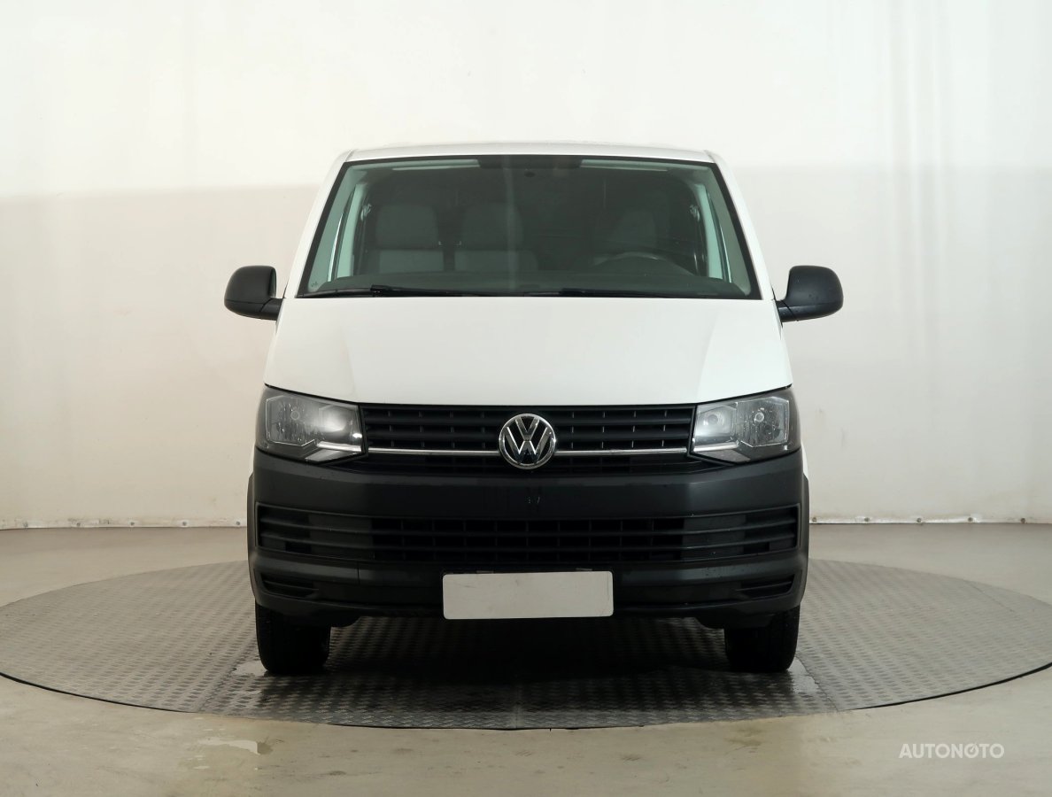 Volkswagen Transporter, 2018 - pohled č. 2