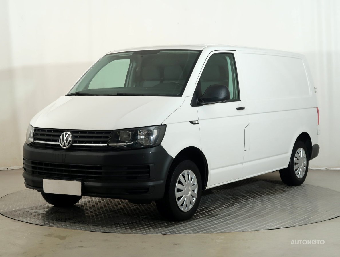 Volkswagen Transporter, 2018 - pohled č. 3