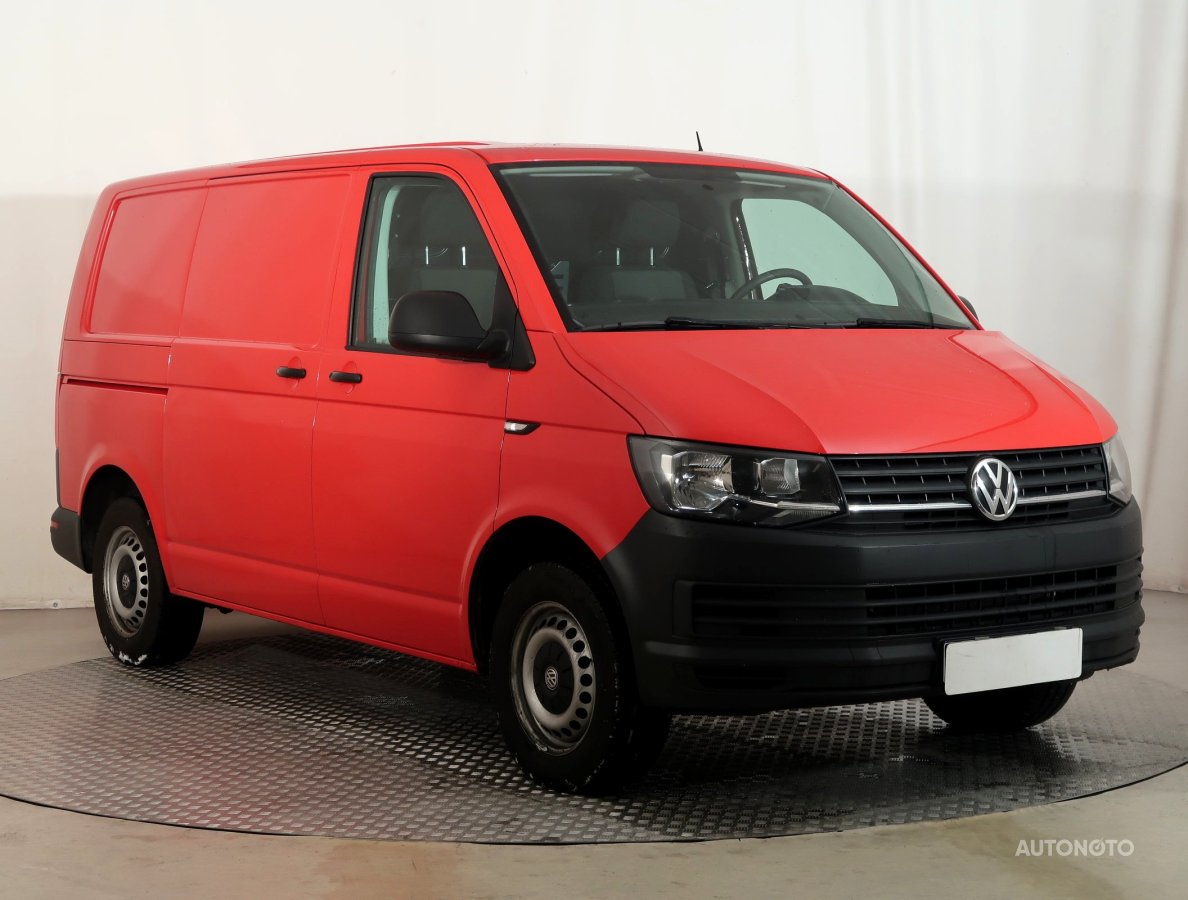 Volkswagen Transporter, 2016 - celkový pohled
