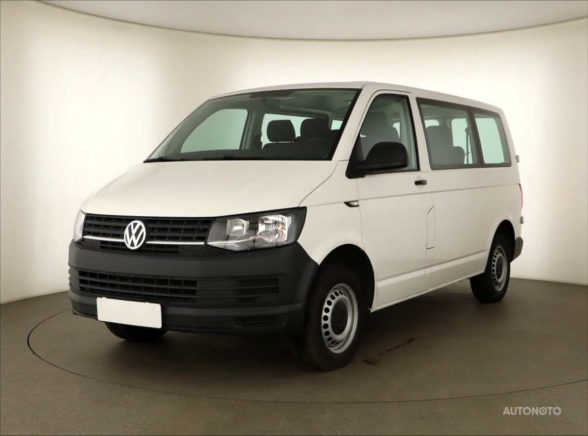 Volkswagen Transporter, 2018 - pohled č. 3